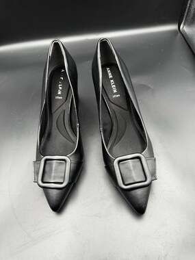 Anne Klein Bentley iFlex Black Pointed Toe Block Heel Pumps Size 9
